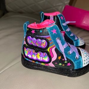 Twinkle toe Skechers sneakers for toddlers (never worn)